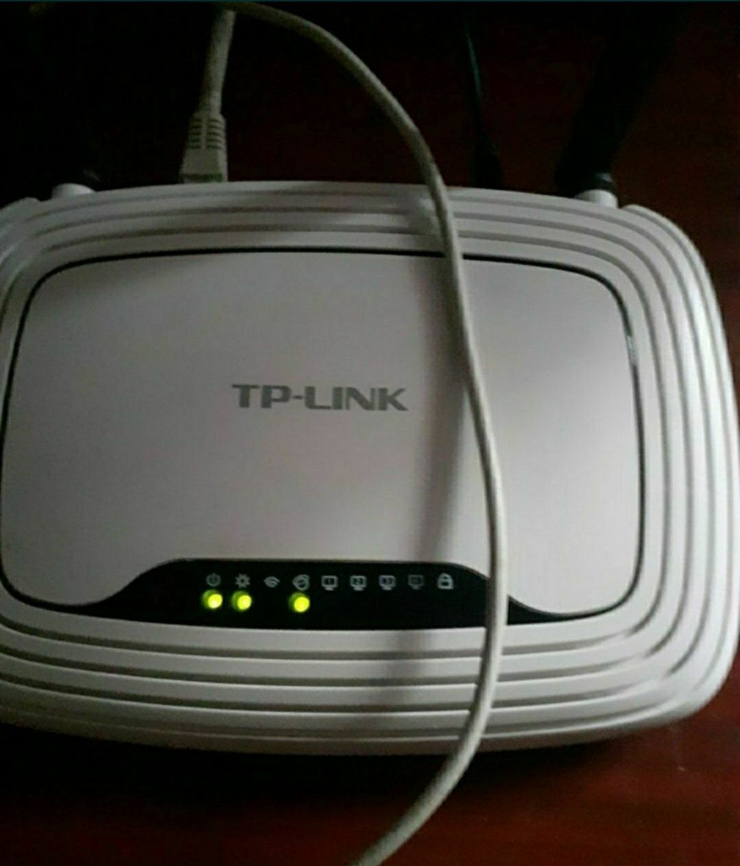 Продам WI-FI роутер TP-Link TL-WR841N(RU