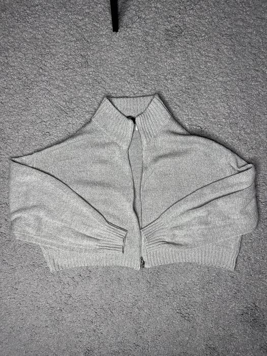 Трендова, тепленька кофтинка