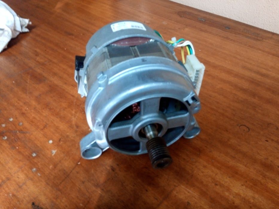 Motor Maquina lavar Sole 20584