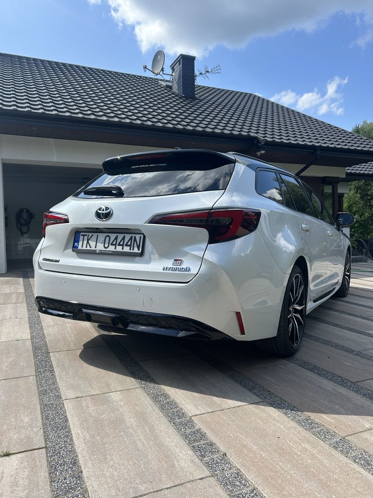 Toyota Corolla TS Kombi GR Sport 2.0 Hybrid 196 KM, 2023, PPF