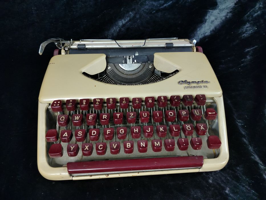 Olympia splendid 33 stara maszyna do pisania