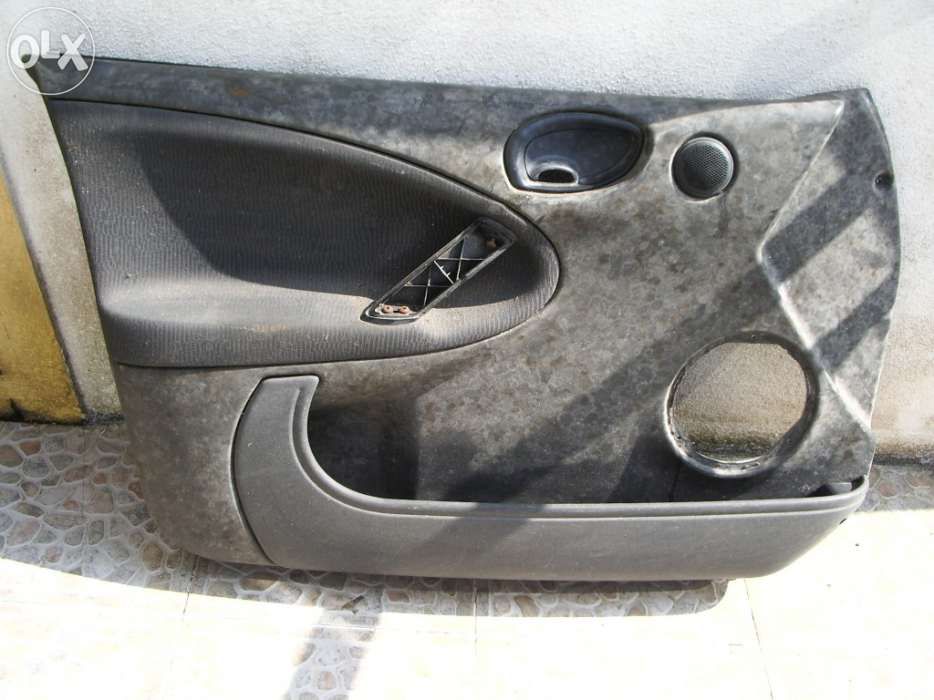 Vidros das portas e cantos traseiros e forra porta de rover 25