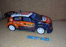 Carro corrida Citroën, cerca de 40 cm. Ler descrição.