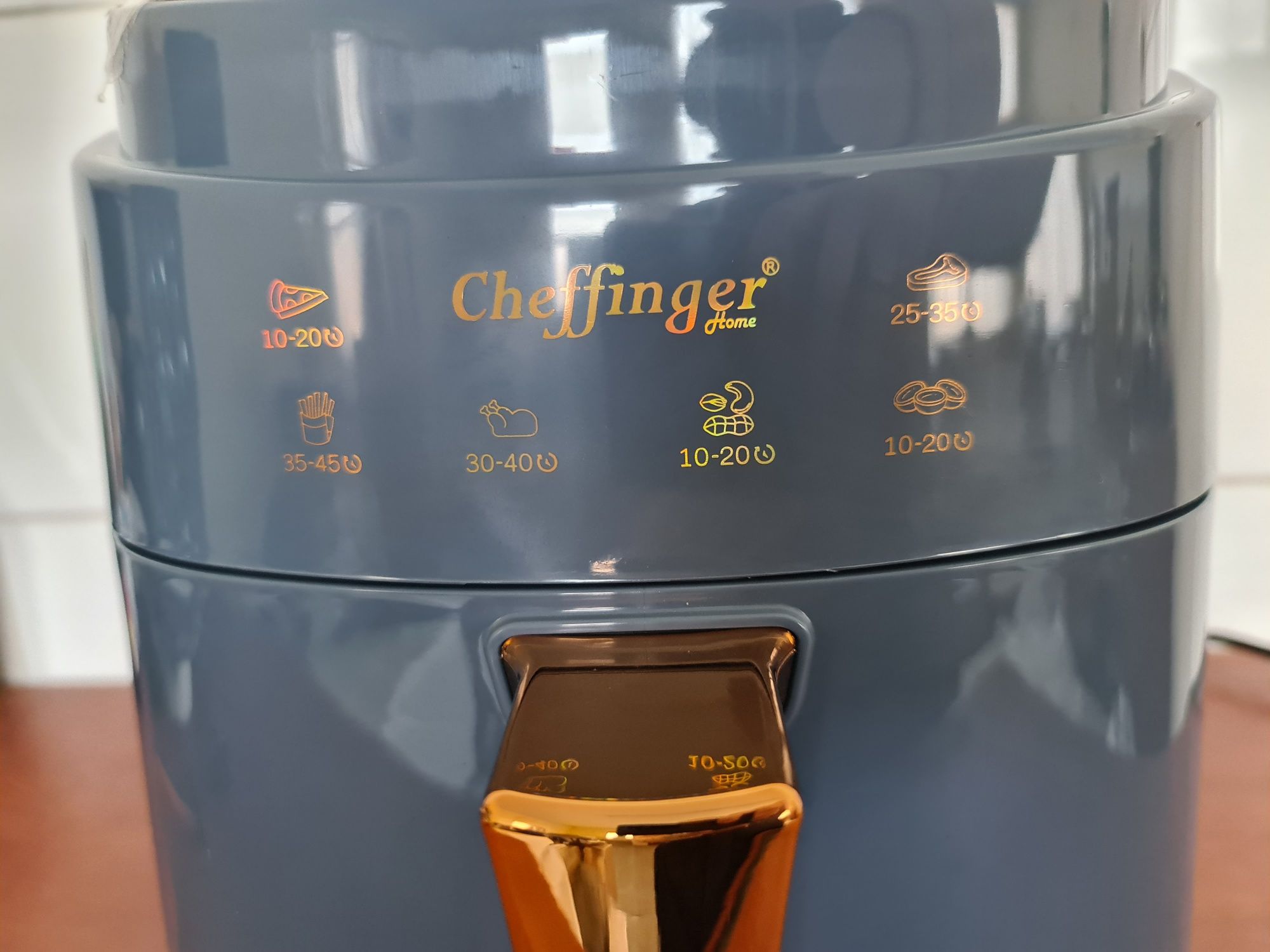 Frytkownica beztłuszczowa Air Fryer Cheffinger 8L 1400W niebieska