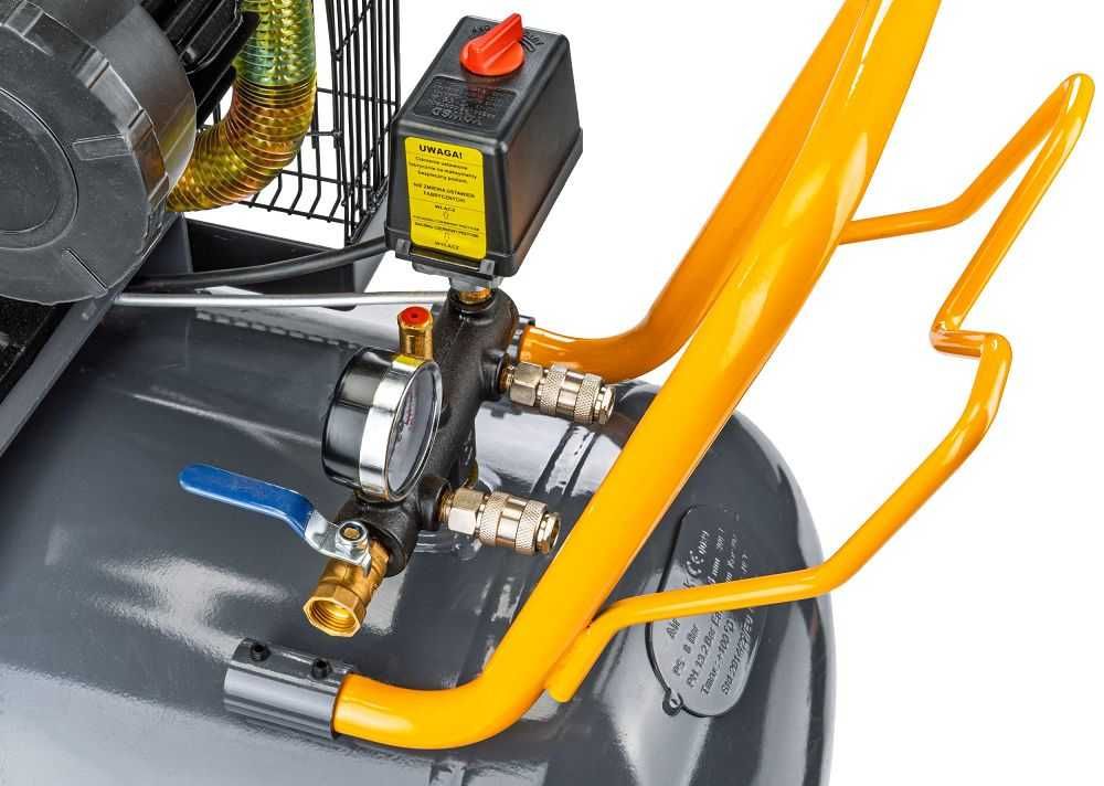 POWERMAT Kompresor Ol 300l 7,5 Kw/10km 8Bar Sprężarka 400V+Wąż PM1309