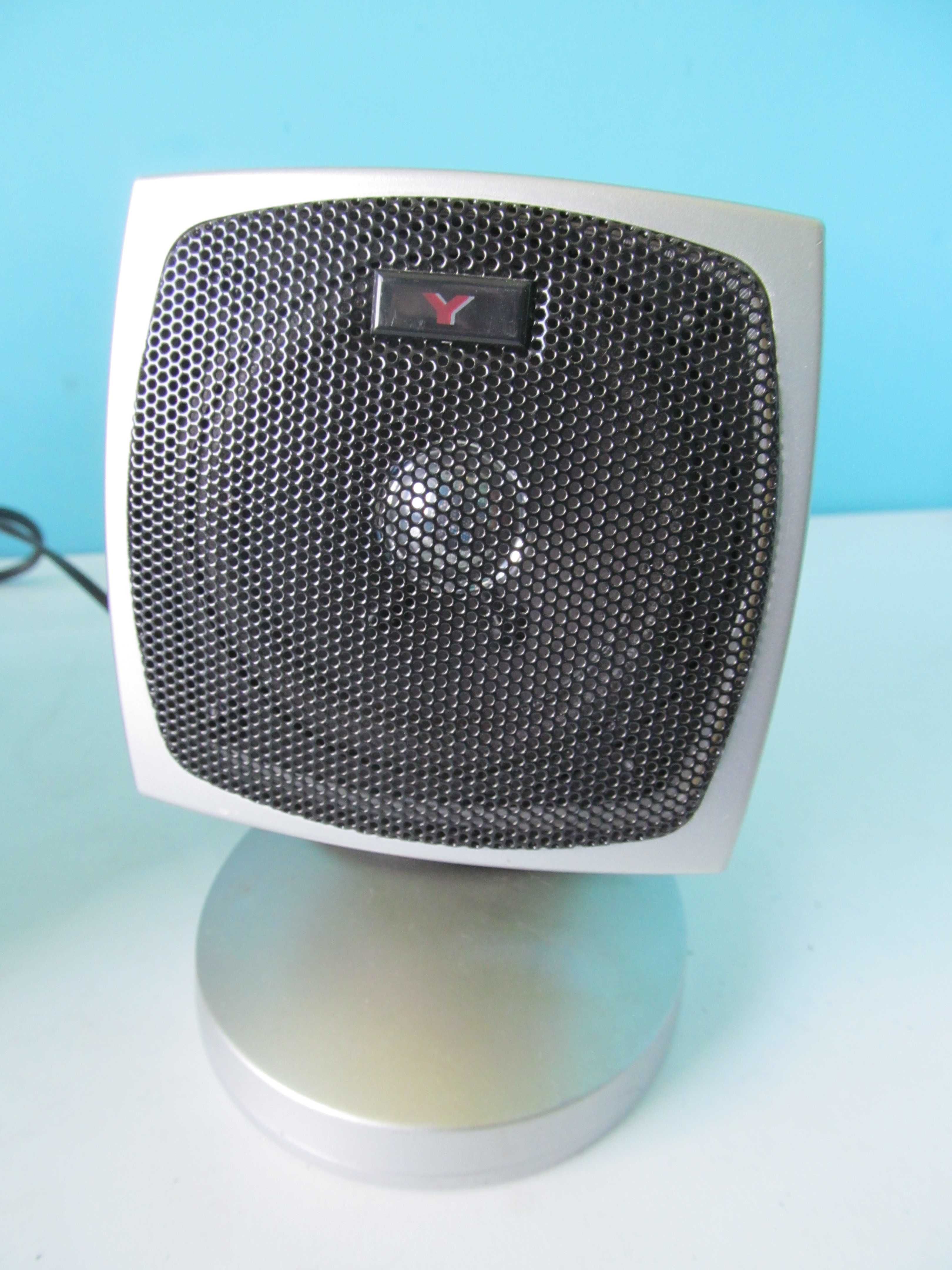 mały zestaw głośnik 2.1 subwoofer + 2 boczne-wejście AUX/InPut-do komp