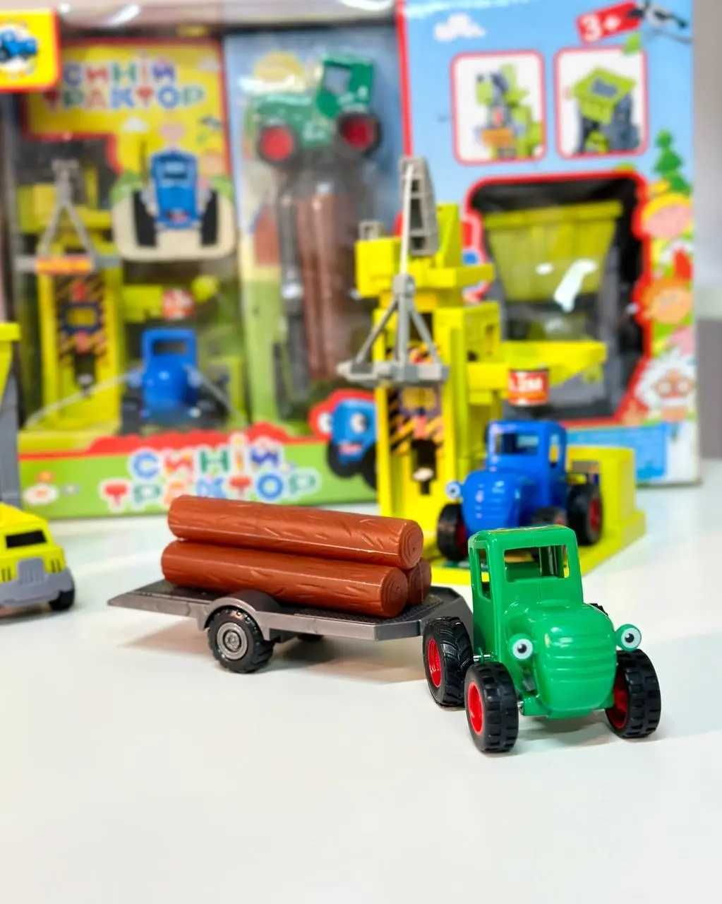 Игровой набор паркинг 22326 Синий трактор лесопилка