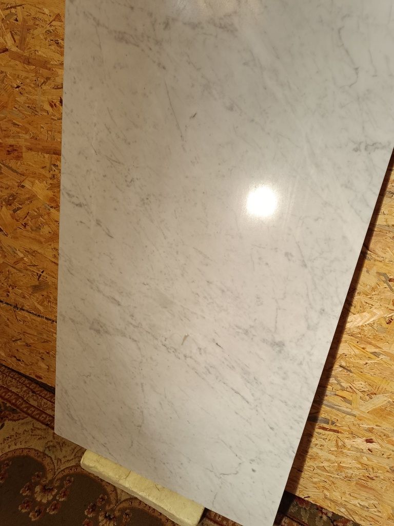 Płyty marmur włoski Bianko Carrara naturalny kamień