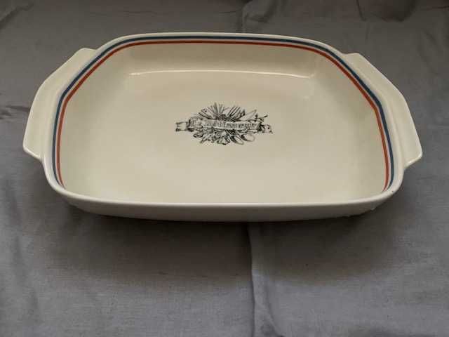 Duże ceramiczne naczynie do zapiekania marki Goebel