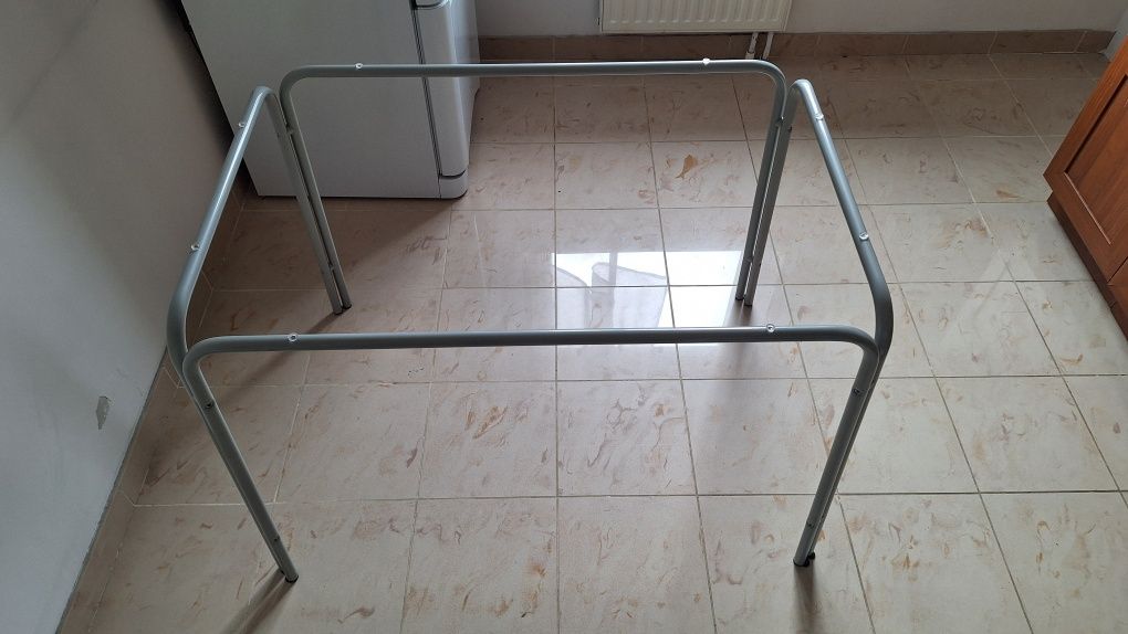 Stół IKEA metalowe nogi szklany blat 110x75 cm