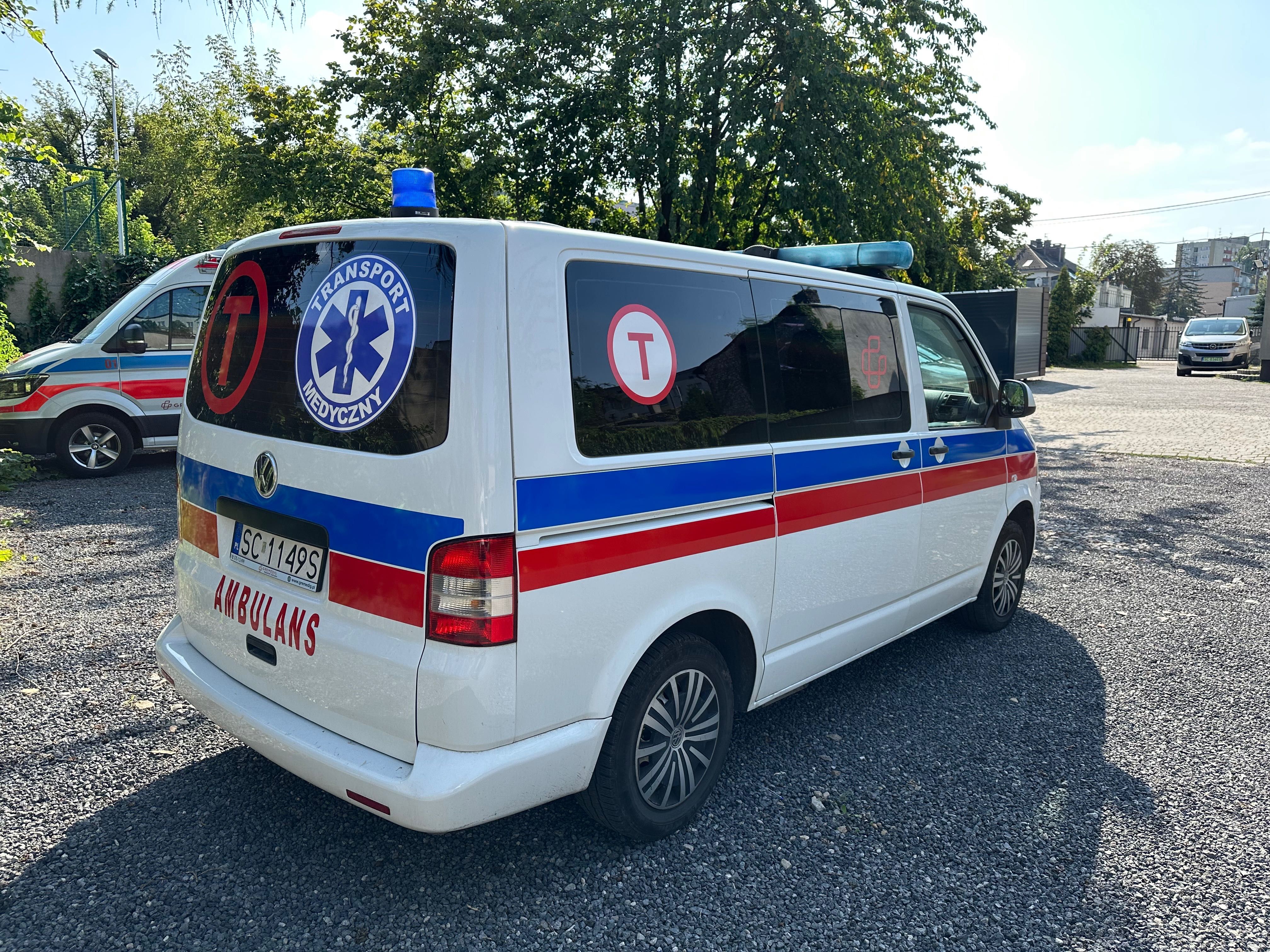 Ambulans Karetka Volkswagen Transporter T5 Lift