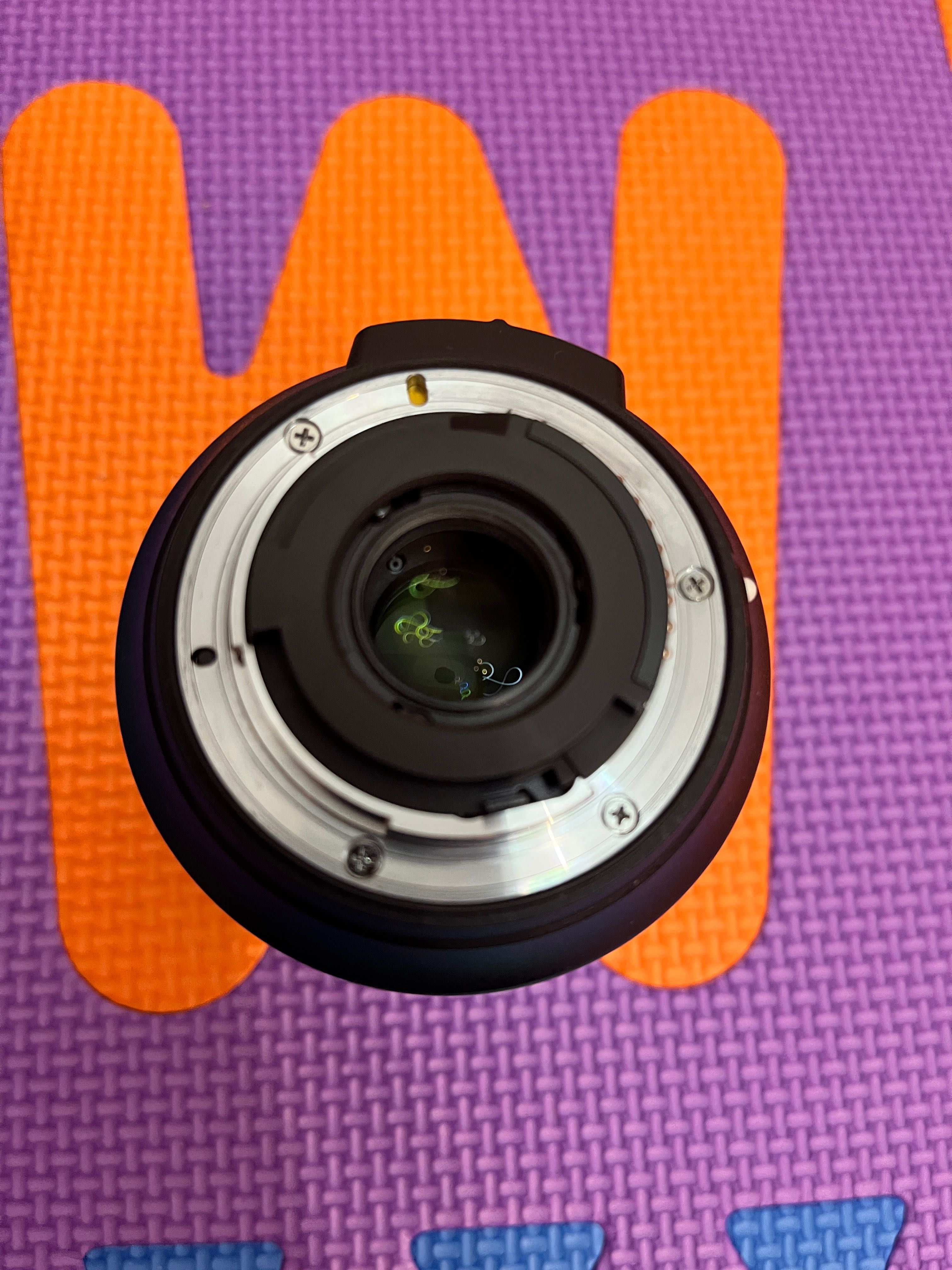 Nikon Lens AF-S DX NIKKOR 18-300mm f/3.5-6.3G ED VR - Não há Fungos