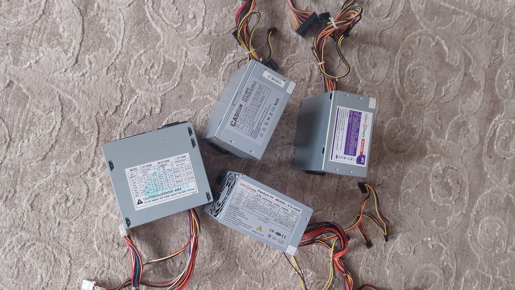 Продам блок живлення до компа.