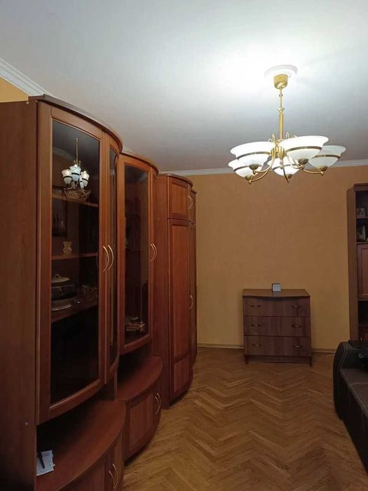 Продаж 2к 46 кв.м ЦЕНТР, Палац Україна, Євроремонт, Меблі та техніка