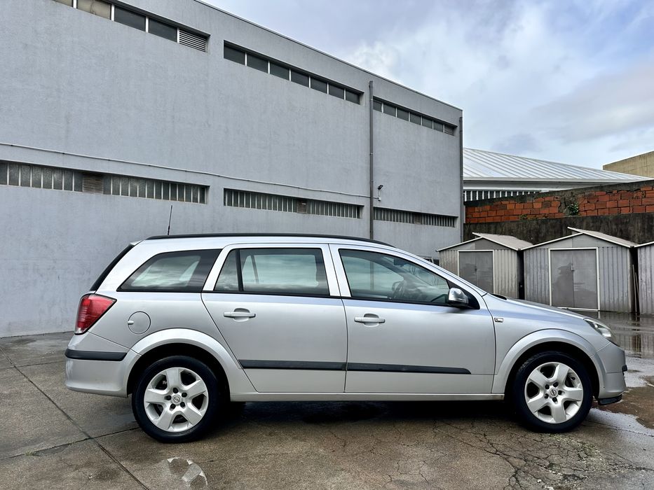 Opel Astra Caravan 1.4 poucos km