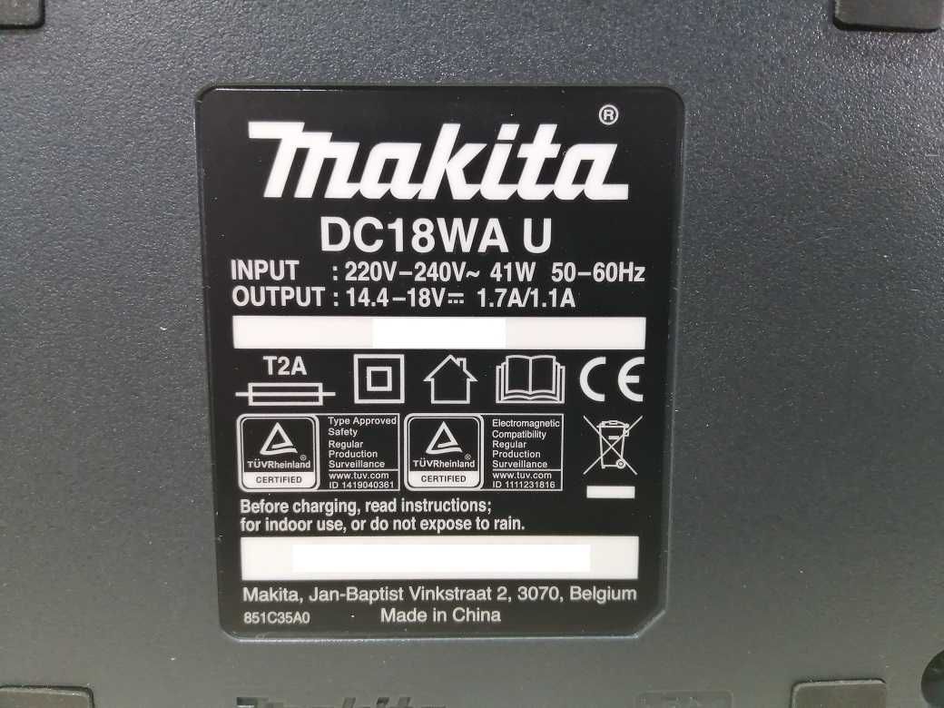 Akumulatorowa wyrzynarka MAKITA JV183D 18V + 2xbateria 1,5Ah w walizce