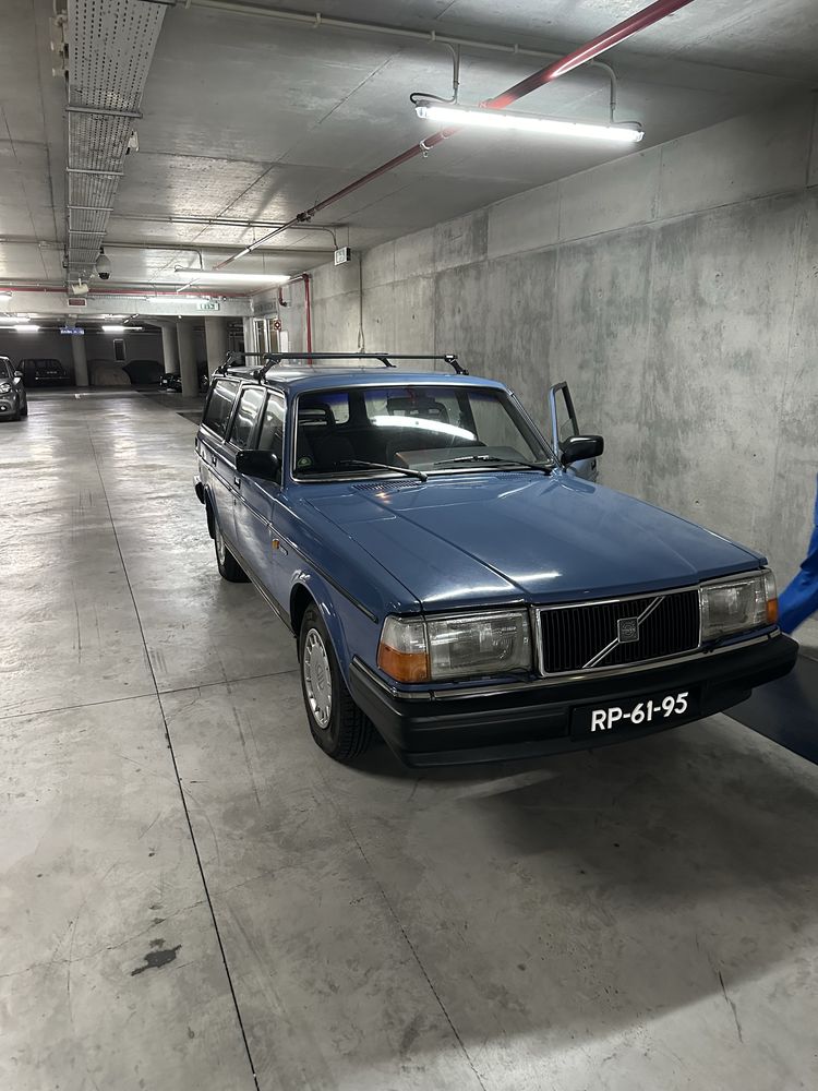 Volvo 240 GL automatica