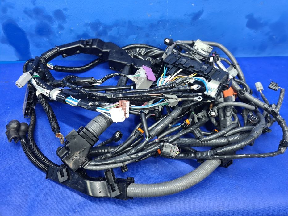 WIĄZKA przewodów komory silnika NISSAN X-TRAIL T32 1.6 dci oryginał