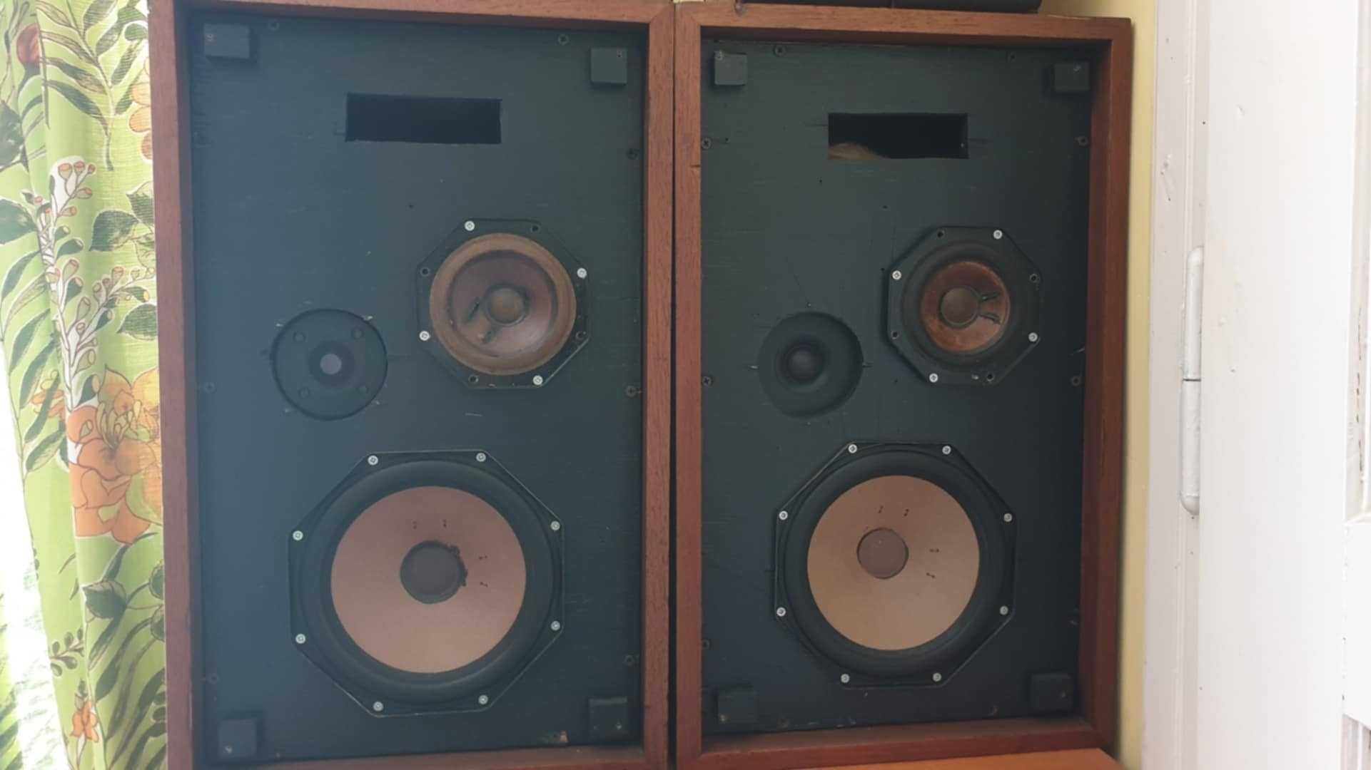 Amplituner Realistic STA-850 2x50W Solid State kolumnami Voicetec 250