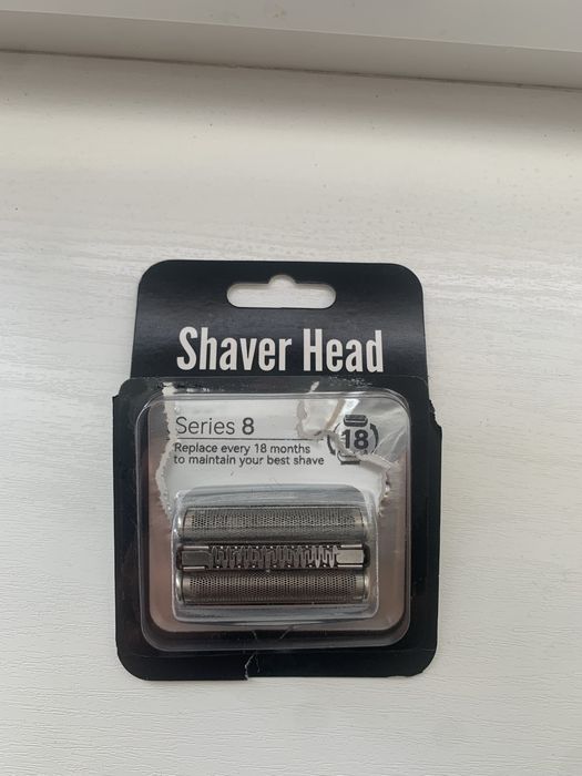 Єлектробритва Braun series 8