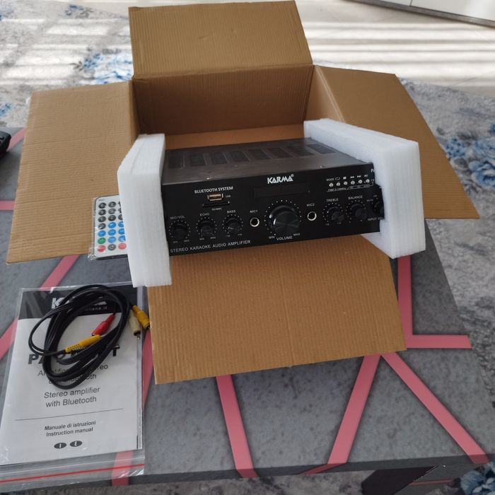 Amplificador Karaoke Stereo com Bluetooth
