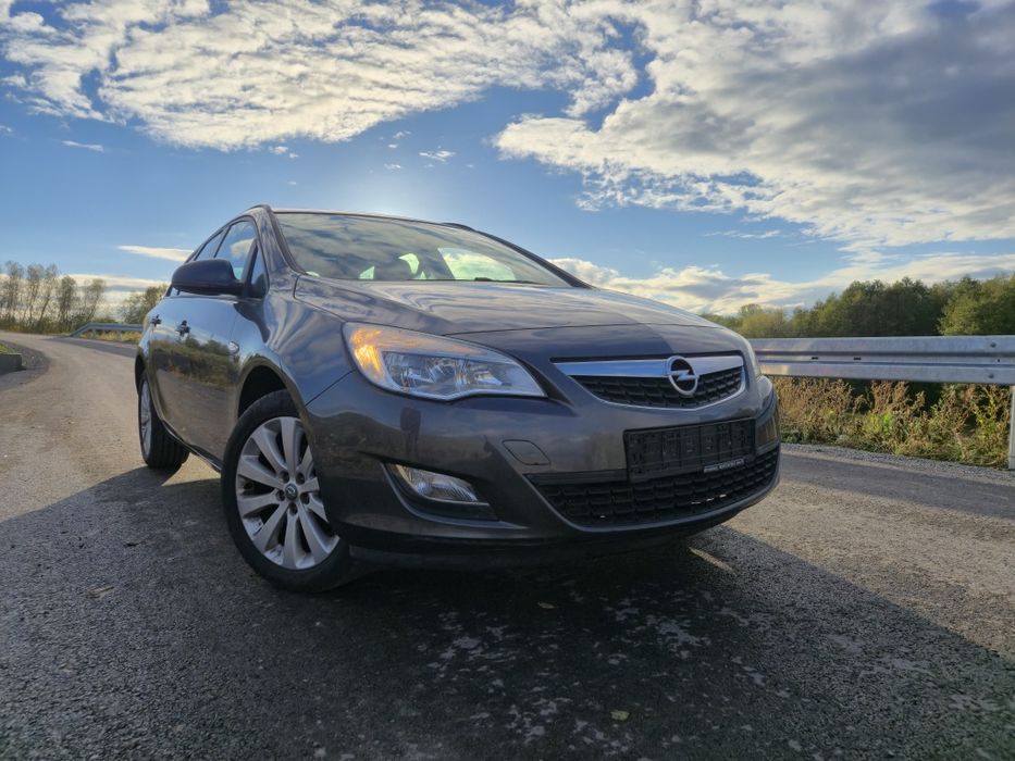 Opel Astra J 1.4 benzyna