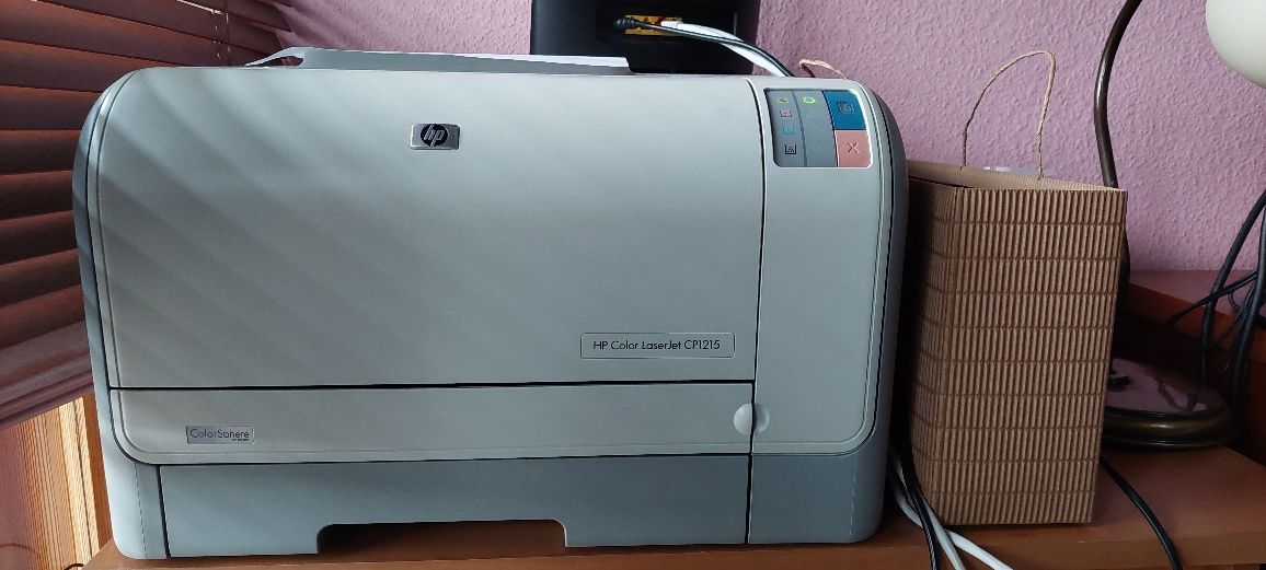 HP Color LaserJet CP1215