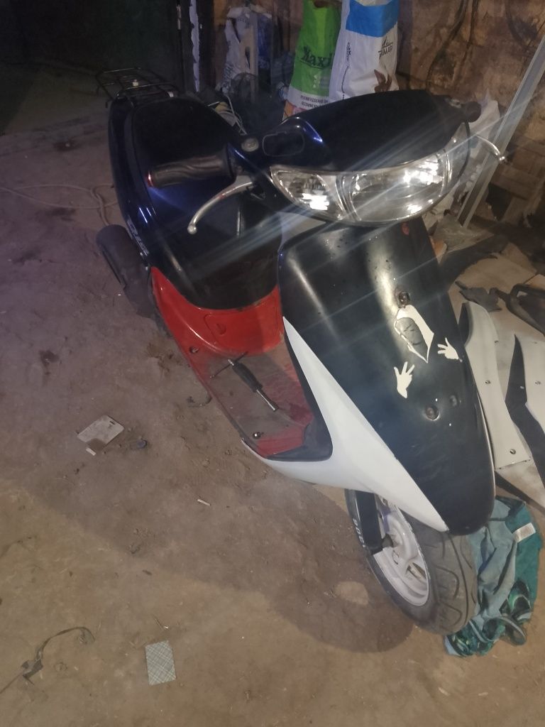 Продам Хонду дио 34