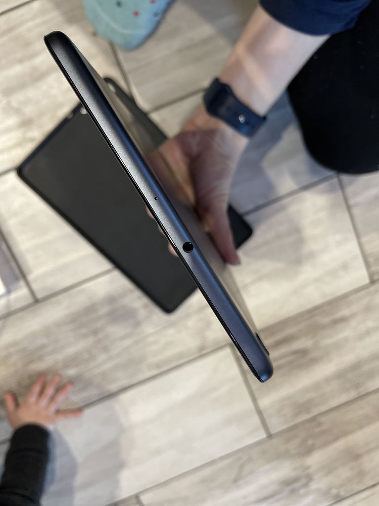 Планшет Samsung galaxy tabA