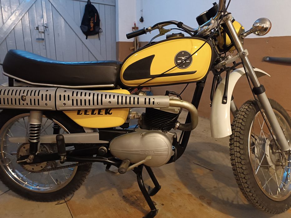 Silnik SHL m11 s32 WSK po remoncie i drugi kompletny z jednego kawałka