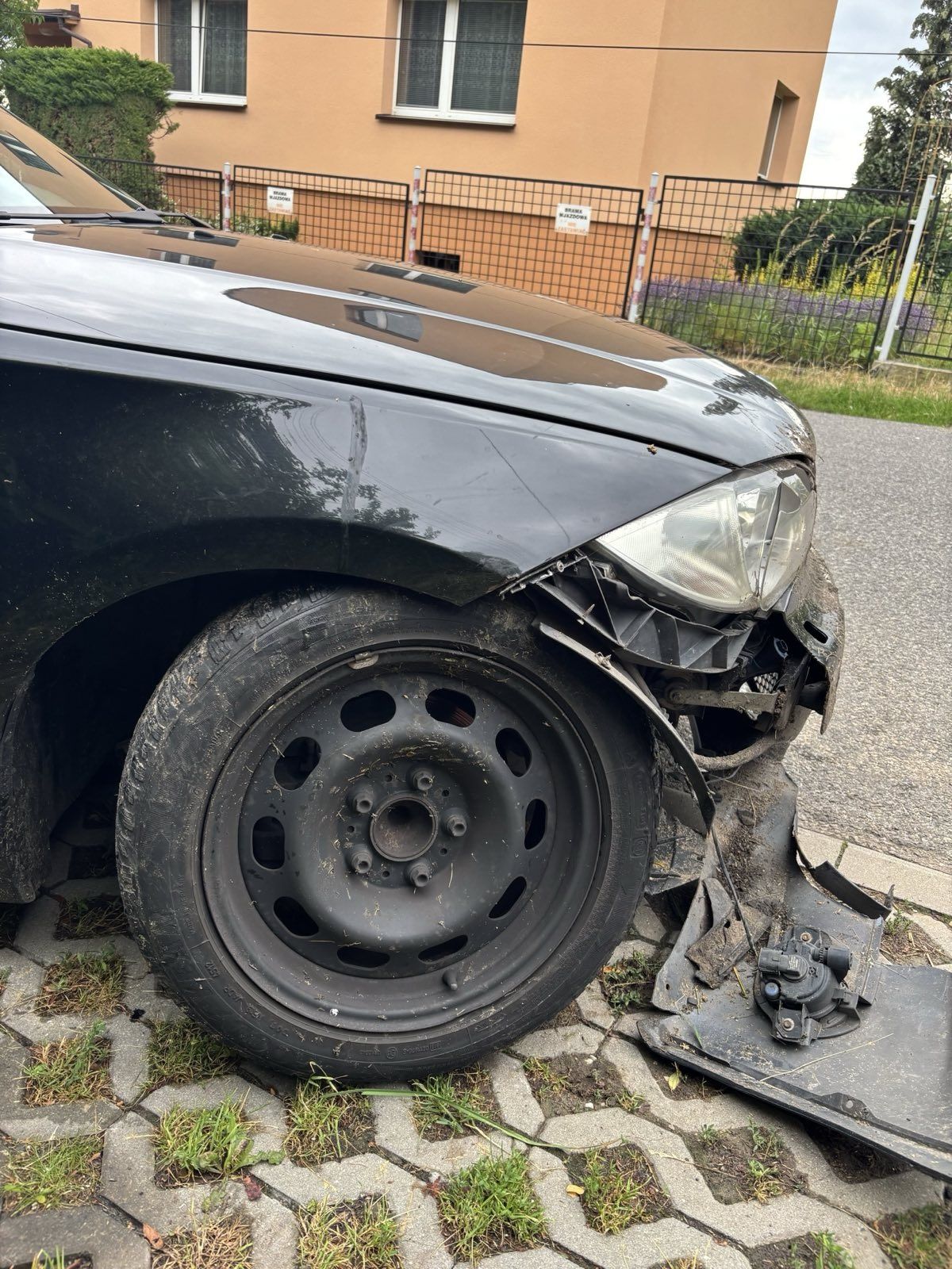 E87 po wjeździe do rowu REZERWACJA