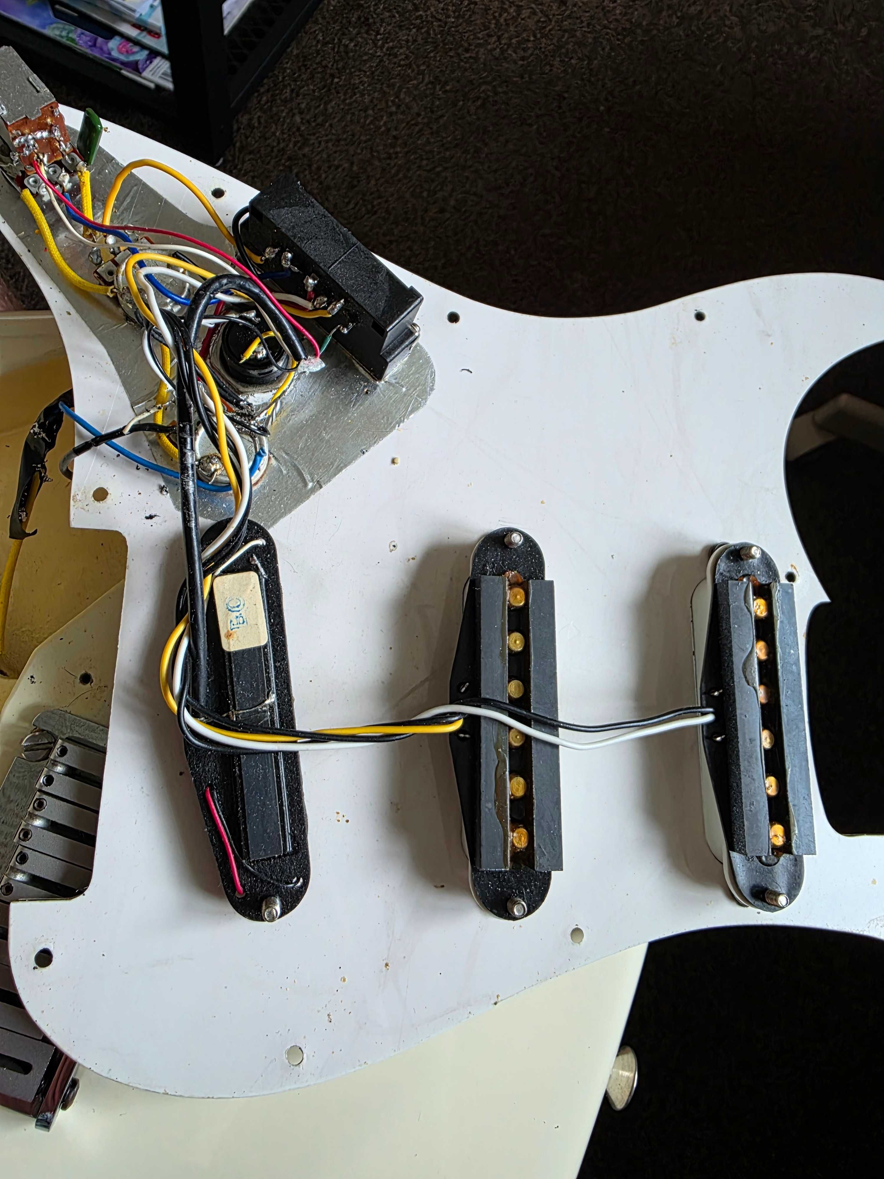 Fender American Stratocaster HSS FatStrat USA Seymour Duncan Hot Rails