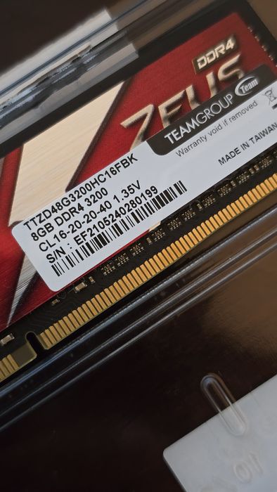 TEAMGROUPA-8GB-DDR4-3200Mhz