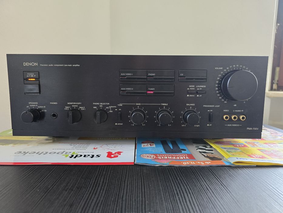 Підсилювач Denon PMA 700v