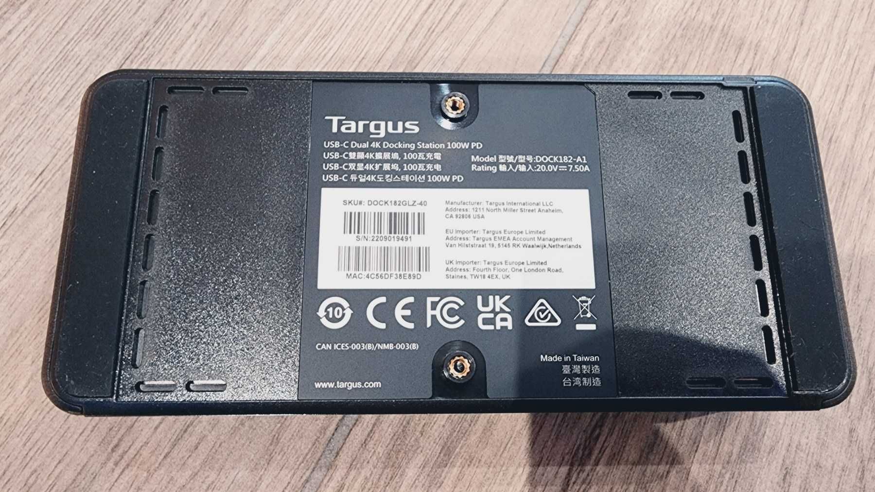 Універсальна док-станція Targus USB-C 4K Quad з зарядкою 100W PD