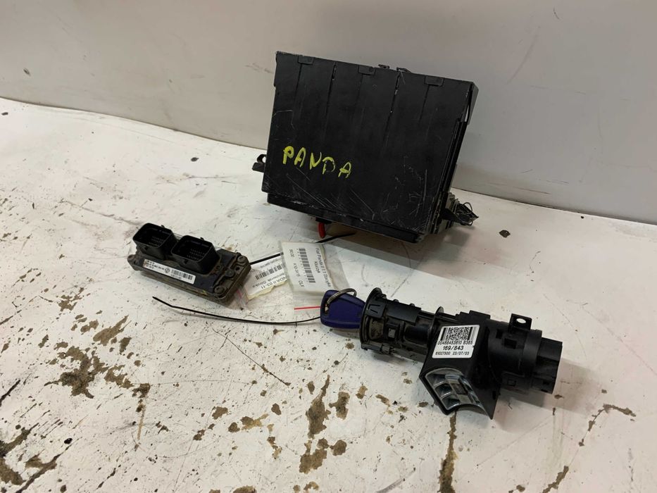 Fiat Panda II 1.1 Zestaw Startowy Stacyjka Kluczyk Sterownik Moduł Bsi