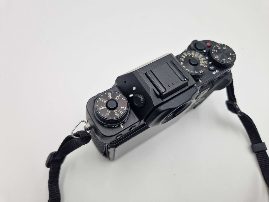 WYPRZEDAŻ Aparat Fujifilm X-T1 32GB - tylko 12 tys. zdjęć