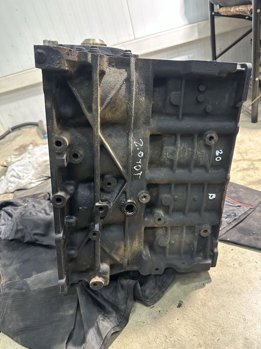 Блок циліндрів BKD 2.0 TDI skoda A5 vag groupe vw в зборі комплектуючі