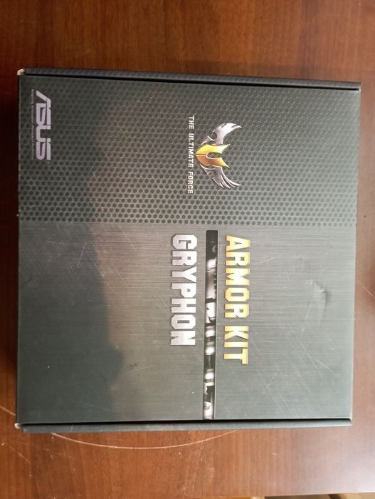 ASUS armor KIT gryphon