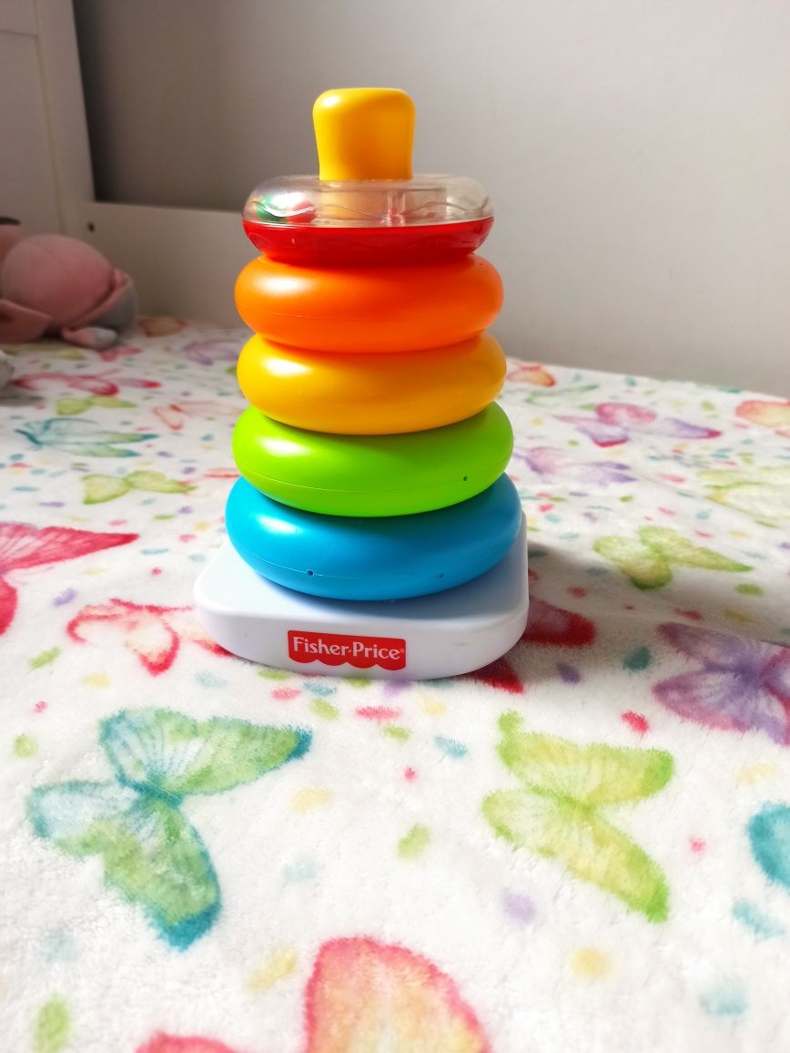 Piramidka wieża z kółek Fisher Price