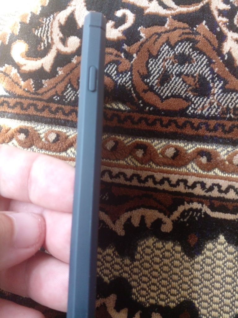 Чехол Iphone SE 2020