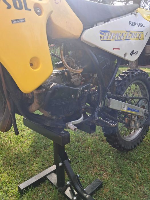 Motor Suzuki RM 85 cm3