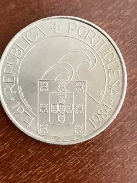 3 moedas comemorativas 25 escudos, 1985 - 10º aniversário, 25 de Abril