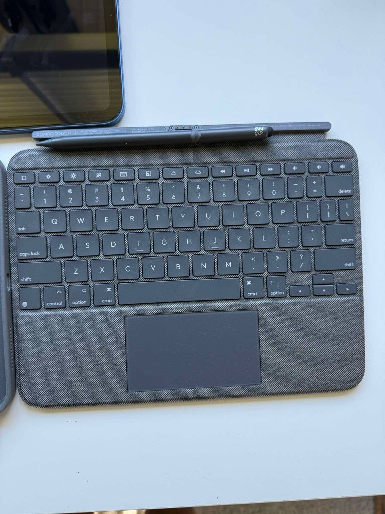 Apple iPad 10.9 gen, rysik, etui.kllawiatura 64gb