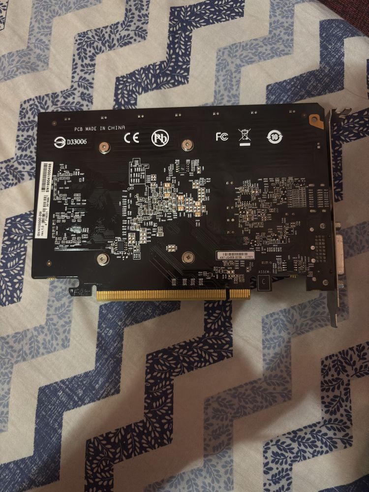 Продам відеокарту Gigabyte Nvidia Geforce GT 1030 ddr5 2gb(Нвідіа 2гб)