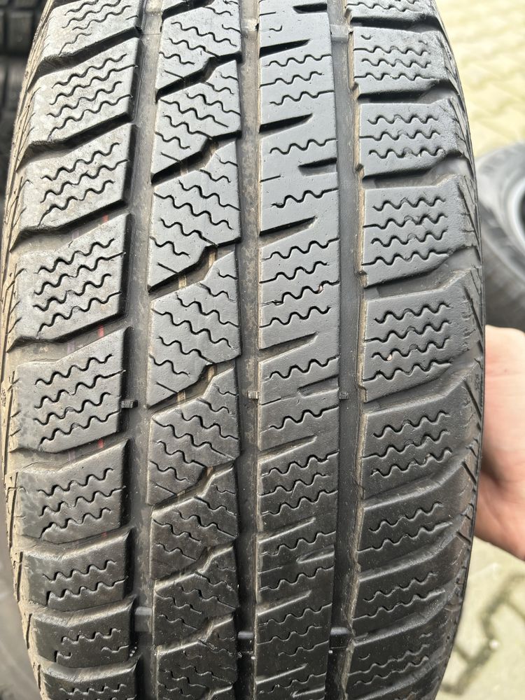 Dwie opony zimowe 175/70 r14