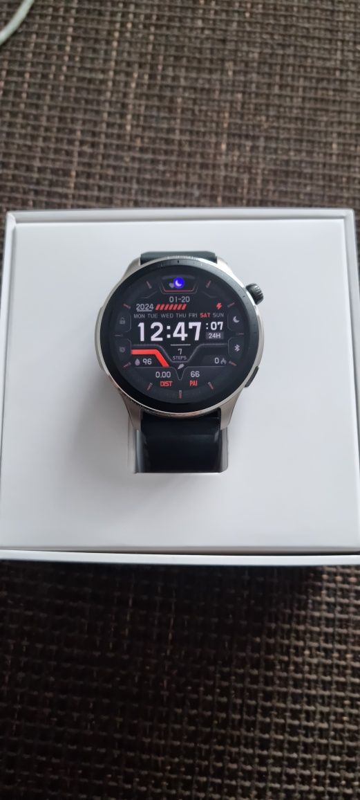 Zegarek Amazfit GTR 4