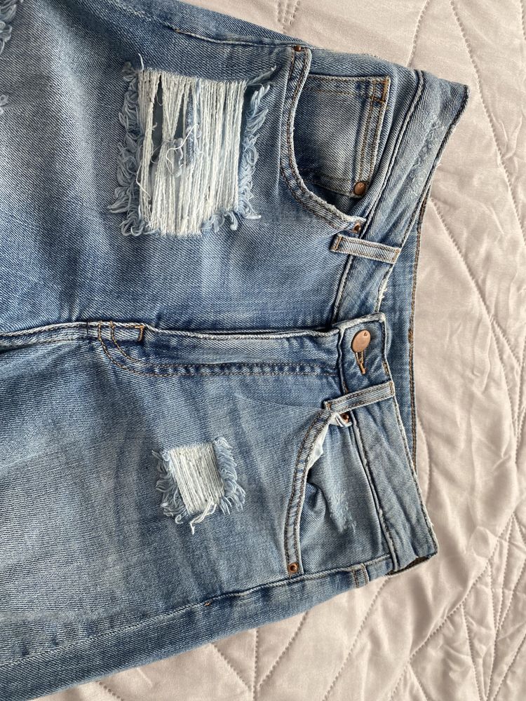 Spodnie Jeansy damskie H&M Ankle jeans z dziurami dla wysokich rozm 27