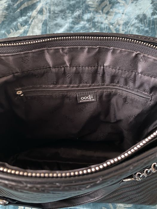 Czarna duża torba Oodji pikowana