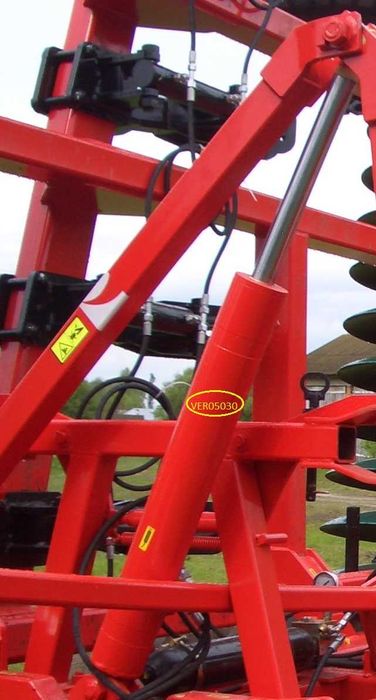 Запчастини Quivogne (Ківонь) - Гідроциліндри на борони і інше